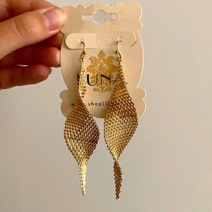 Gold chain spiral earrings